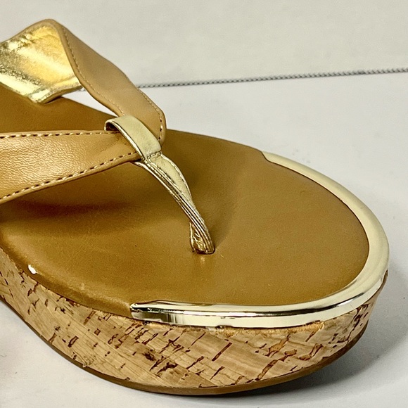 Dolce Vita Platform Sandals Size 8 - Picture 14 of 14